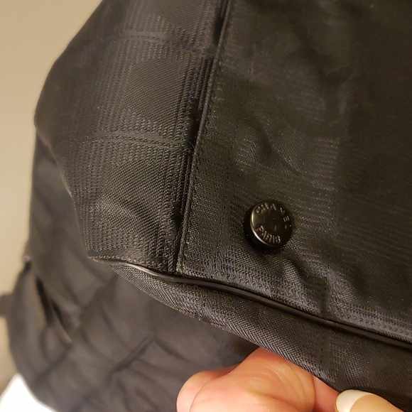 Chanel tote - Picture 13 of 17